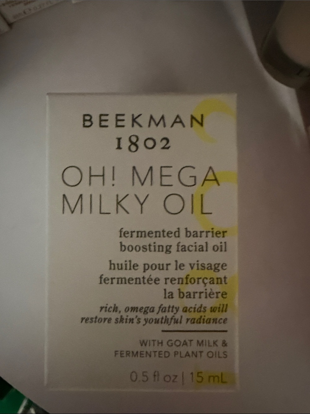 Beekman 1802 Oh! Mega Milky Oil — white box with yellow accents